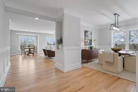 Entry Way - 2806 Norbeck Rd, Silver Spring, MD 20906 photo 3 of 8