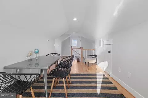Entry Way - 2806 Norbeck Rd, Silver Spring, MD 20906 photo 7 of 8