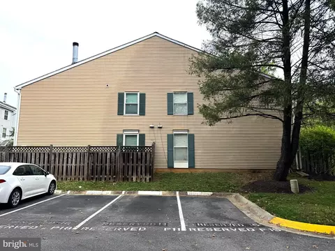 11200 Legato Way, Silver Spring, MD 20901 photo 2