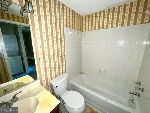 11200 Legato Way, Silver Spring, MD 20901 photo 11