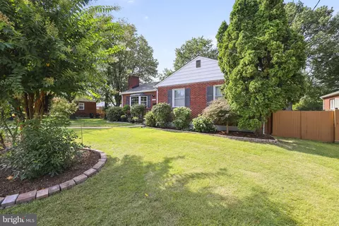 10802 Blossom Ln, Silver Spring, MD 20903 photo 38
