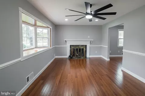10802 Blossom Ln, Silver Spring, MD 20903 photo 15