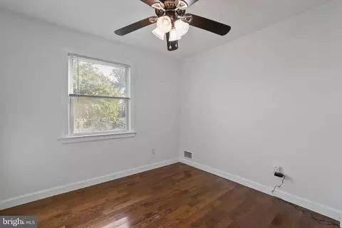 10802 Blossom Ln, Silver Spring, MD 20903 photo 11
