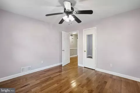 10802 Blossom Ln, Silver Spring, MD 20903 photo 6