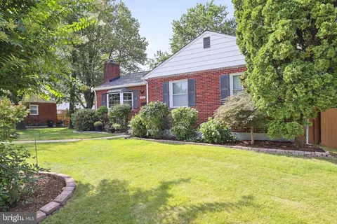 10802 Blossom Ln, Silver Spring, MD 20903 photo 37