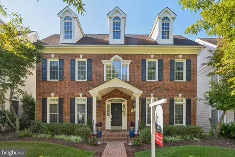 504 Golden Oak Ter, Rockville, MD 20850