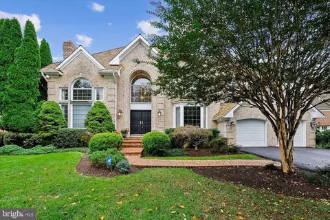 9213 Potomac School Dr, Potomac, MD 20854