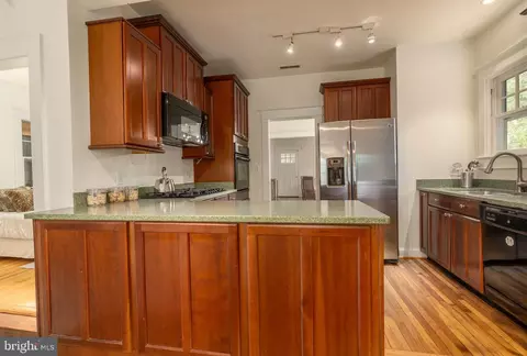 719 Boundary Ave, Silver Spring, MD 20910 photo 10