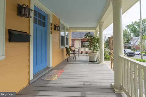 719 Boundary Ave, Silver Spring, MD 20910 photo 2