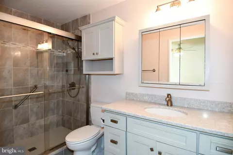 3302 Densmore Ct #204-B, Silver Spring, MD 20906 photo 28