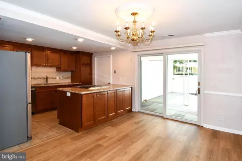 3302 Densmore Ct #204-B, Silver Spring, MD 20906 photo 5