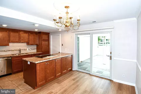 3302 Densmore Ct #204-B, Silver Spring, MD 20906 photo 10