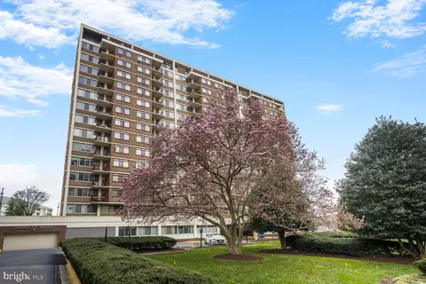 1220 Blair Mill Rd #605, Silver Spring, MD 20910