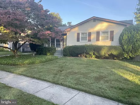 13214 Dumbarton Dr, Rockville, MD 20853