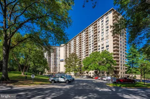 5225 Pooks Hill Rd #616N, Bethesda, MD 20814
