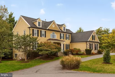 9914 Woodford, Potomac, MD 20854