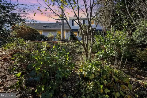 Exterior - 13805 Rippling Brook Dr, Silver Spring, MD 20906 photo 5 of 7