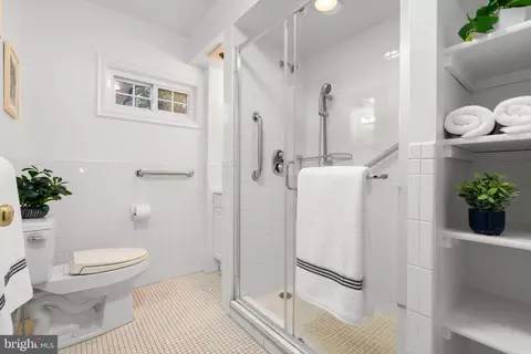 Bath - 1810 Cody Dr, Silver Spring, MD 20902 photo 1 of 3