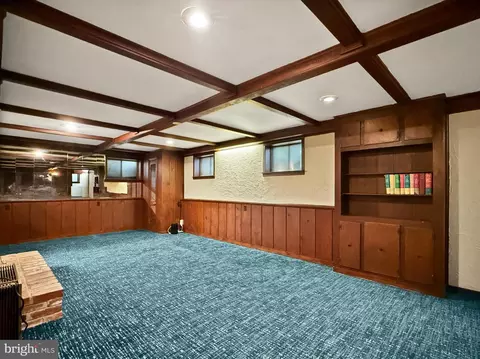 Living - 17415 Astoria Ln, Silver Spring, MD 20905 photo 11 of 11