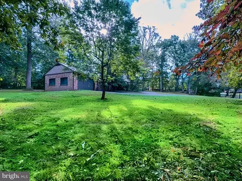 Exterior - 17415 Astoria Ln, Silver Spring, MD 20905 photo 10 of 12