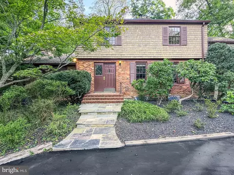Exterior - 17415 Astoria Ln, Silver Spring, MD 20905 photo 4 of 12