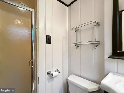 Bath - 17415 Astoria Ln, Silver Spring, MD 20905 photo 5 of 5
