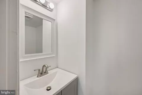 9801 Arbor Hill Dr, Silver Spring, MD 20903 photo 11