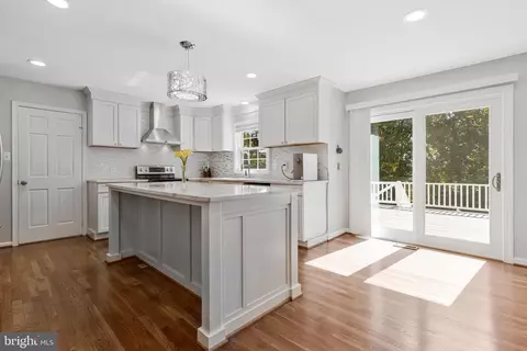 Kitchen - 15205 Rockport Dr, Silver Spring, MD 20905 photo 3 of 7