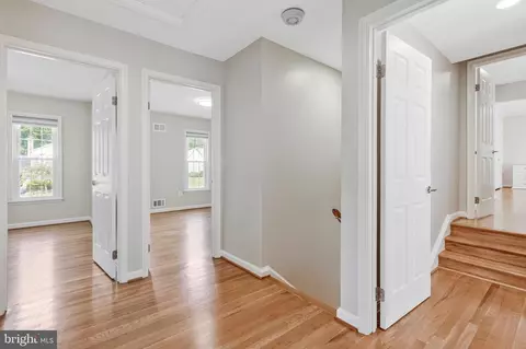 Entry Way - 15205 Rockport Dr, Silver Spring, MD 20905 photo 2 of 5