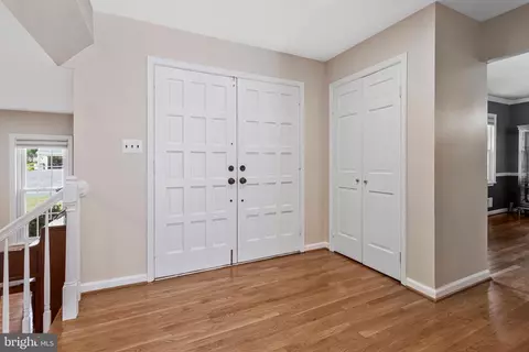 Entry Way - 15205 Rockport Dr, Silver Spring, MD 20905 photo 4 of 5