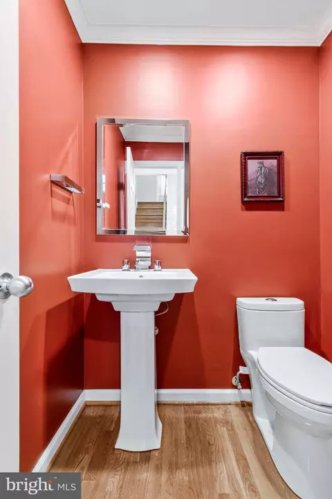 Bath - 15205 Rockport Dr, Silver Spring, MD 20905 photo 8 of 8