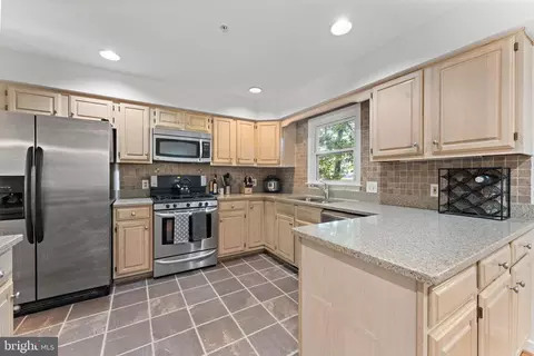 10934 Rocky Mount Way, Silver Spring, MD 20902 photo 17