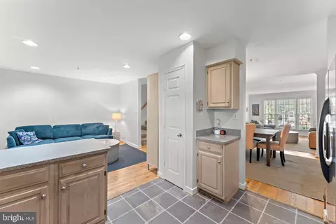 10934 Rocky Mount Way, Silver Spring, MD 20902 photo 20