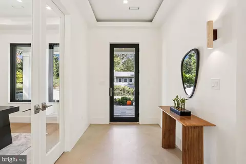 Entry Way - 10012 Menlo Ave, Silver Spring, MD 20910 photo 1 of 3