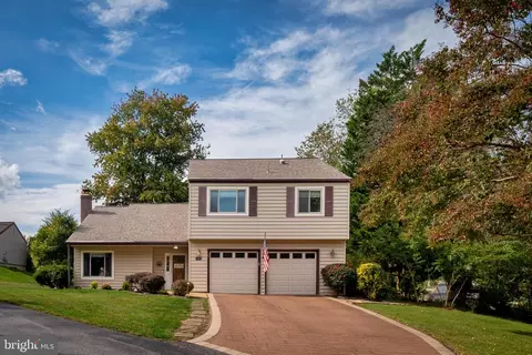 13532 Walnutwood Ln, Germantown, MD 20874
