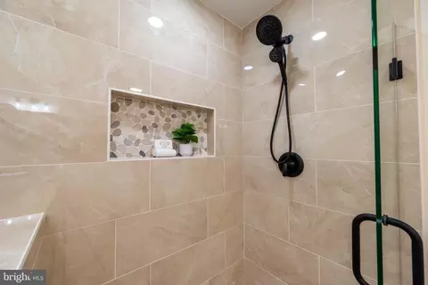12 Solitaire Ct, Gaithersburg, MD 20878 photo 39