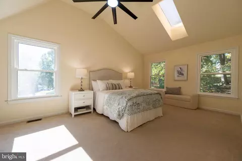 12 Solitaire Ct, Gaithersburg, MD 20878 photo 35