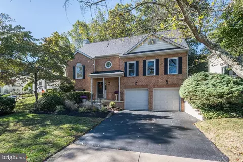 12 Solitaire Ct, Gaithersburg, MD 20878 photo 3