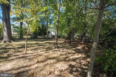 12 Solitaire Ct, Gaithersburg, MD 20878 photo 51