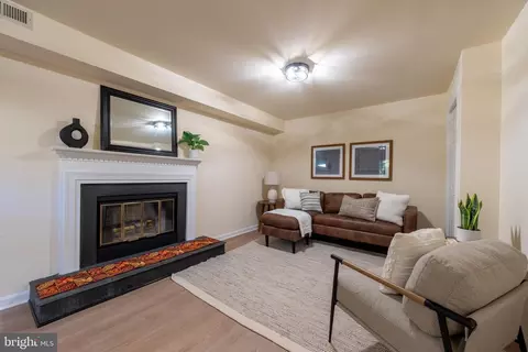 12 Solitaire Ct, Gaithersburg, MD 20878 photo 41