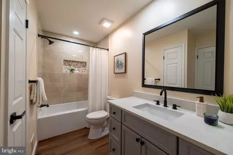 12 Solitaire Ct, Gaithersburg, MD 20878 photo 26