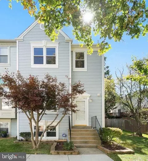 920 Bayridge Ter, Gaithersburg, MD 20878