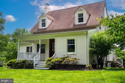 4000 Dresden St, Kensington, MD 20895