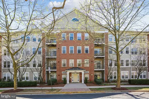 500 King Farm Blvd #104, Rockville, MD 20850
