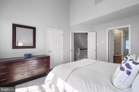8521 Cameron St, Silver Spring, MD 20910 photo 18