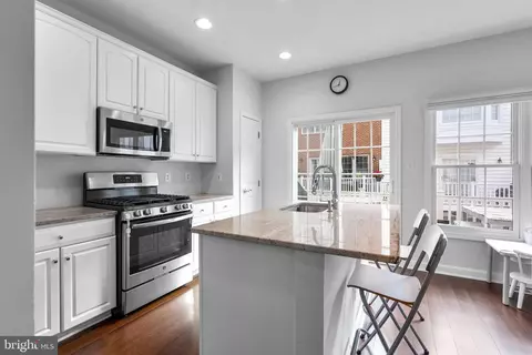 8521 Cameron St, Silver Spring, MD 20910 photo 13