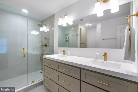 8521 Cameron St, Silver Spring, MD 20910 photo 21