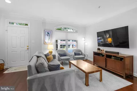 8521 Cameron St, Silver Spring, MD 20910 photo 4