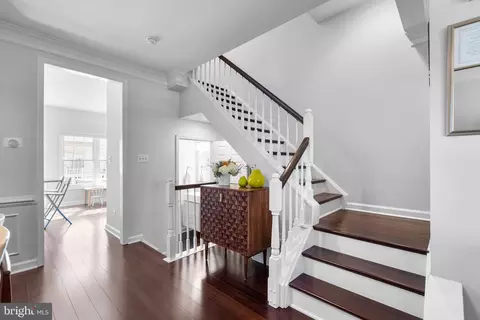 8521 Cameron St, Silver Spring, MD 20910 photo 9