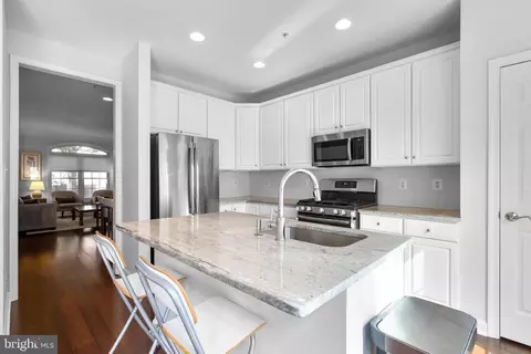 8521 Cameron St, Silver Spring, MD 20910 photo 10